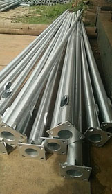 八角監(jiān)控桿